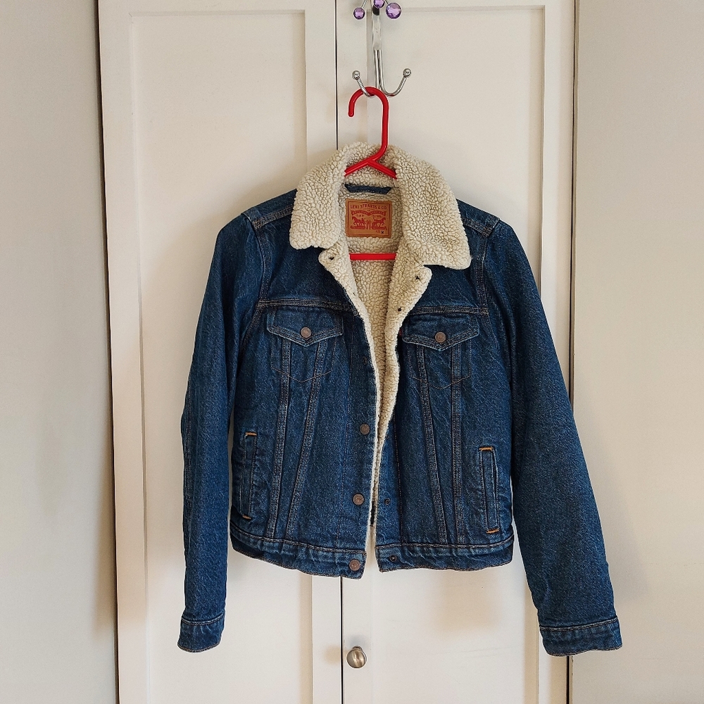 Levi’s Sherpa Denim Jacket Size M